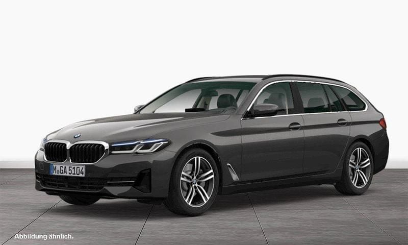 Sophistograu brillanteffekt Gebraucht 2022 BMW 520 Sport Line Kombi | 34.811 € (Fairer Preis) - Bild 1/3