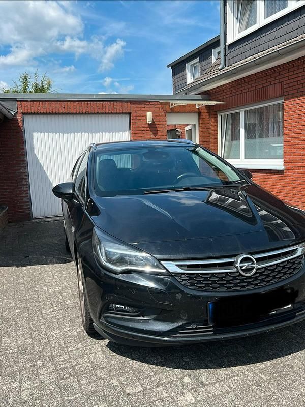 Schwarz Gebraucht 2016 Opel Astra Sport Kombi | 6.540 € (Fairer Preis) - Bild 1/4