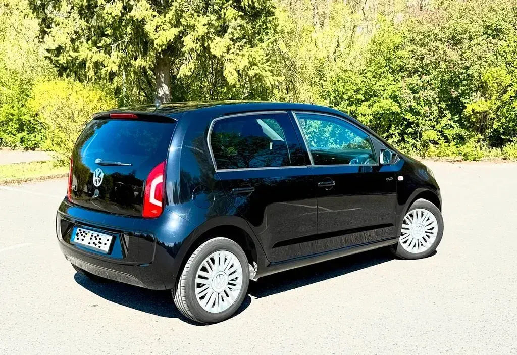 Second-hand VW up! Cup 60 CP (44 kW) 2014 Negru Hatchback
