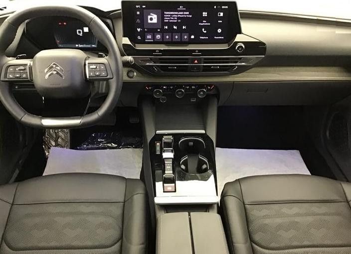 Blau Neu 2025 Citroën C5 X Limousine | 27.430 € (Guter Preis) - Bild 1/4