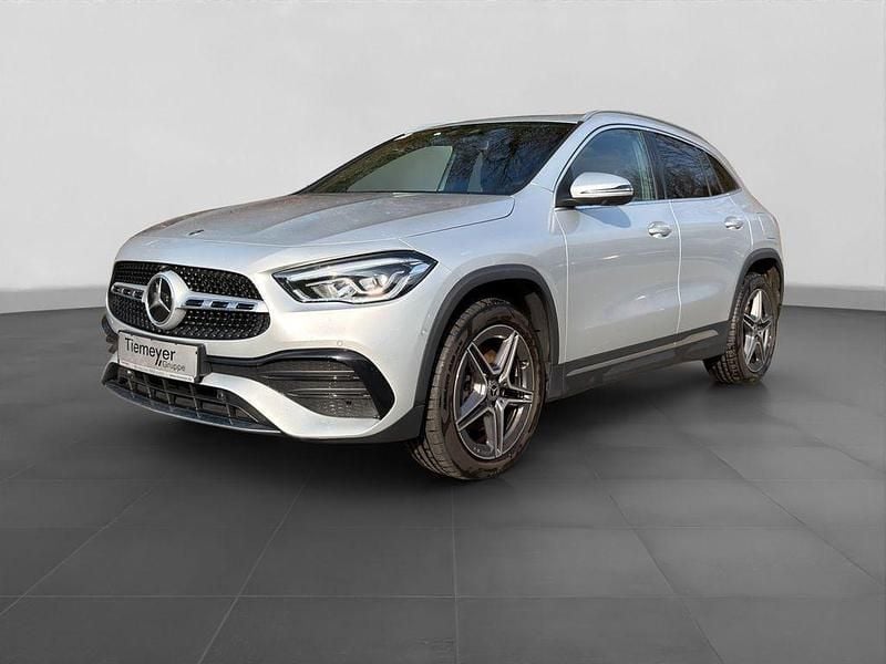Gebraucht Mercedes GLA250 AMG line 218 PS (160 kW) 2022 Silber SUV
