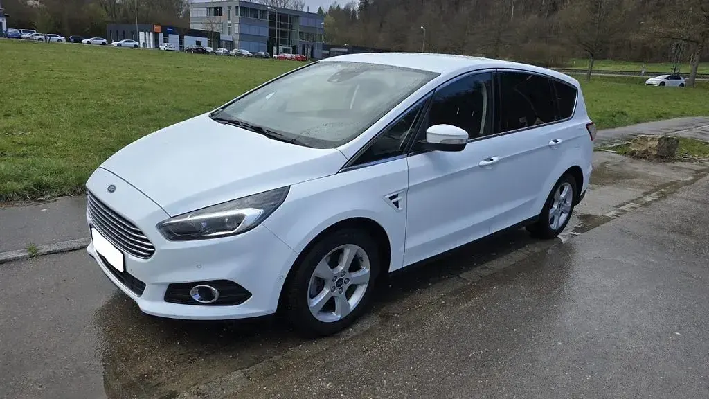 Gebraucht Ford S-MAX Titanium 150 PS (110 kW) 2019 Weiß Van / Kleinbus