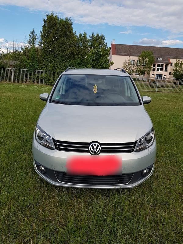 Gebraucht VW Touran 105 PS (77 kW) 2014 Grau Van / Kleinbus