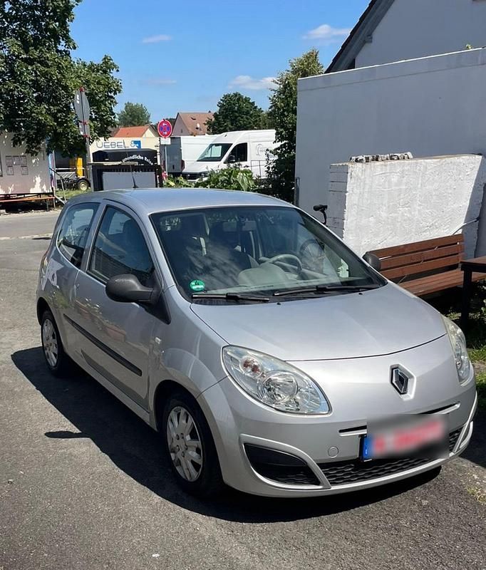 Silber Gebraucht 2009 Renault Twingo Kleinwagen | 1.300 € (Superpreis) - Bild 1/4