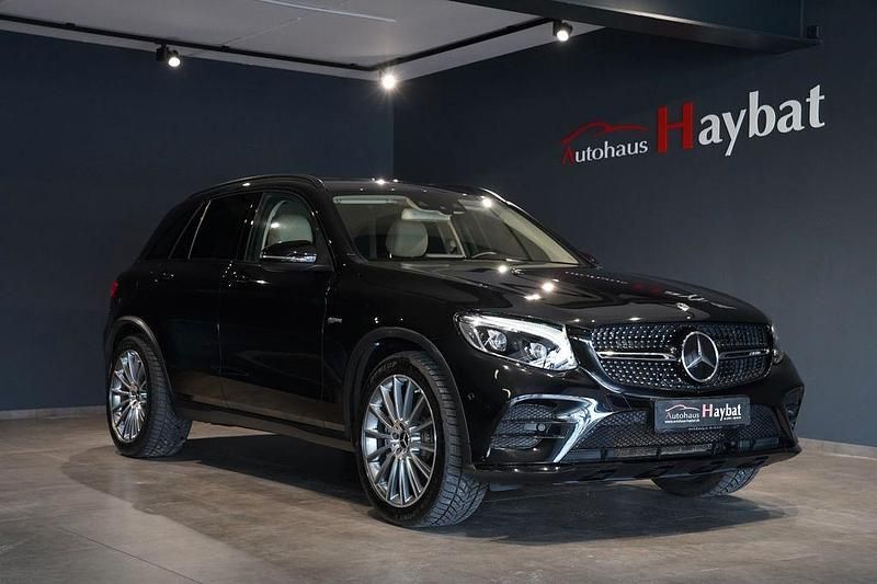 Schwarz Gebraucht 2017 Mercedes GLC43 AMG AMG SUV | 39.850 € (Fairer Preis) - Bild 1/4