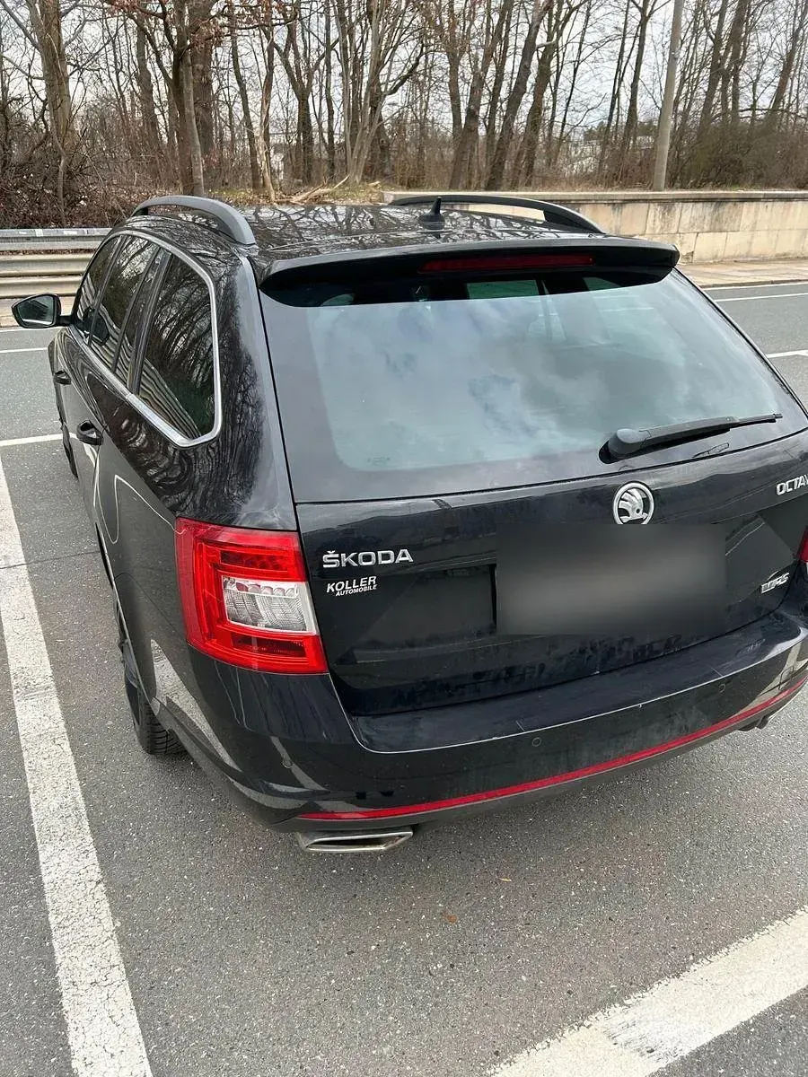 Gebraucht Skoda Octavia RS 220 PS (161 kW) 2016 Schwarz Kleinwagen