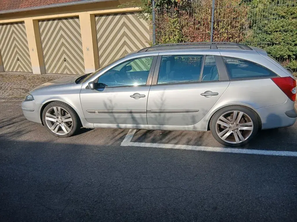 Gebraucht Renault Laguna GrandTour Avantage 135 PS (99 kW) 2006 Silber Kombi