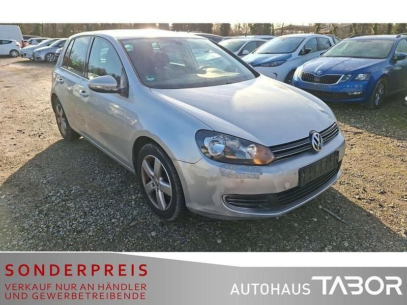 Gebraucht VW Golf VII 160 PS (117 kW) 2012 Reflexsilber metallic Limousine