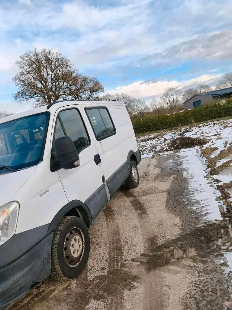 Usata Iveco Daily 126 CV (92 kW) 2013 Monovolume