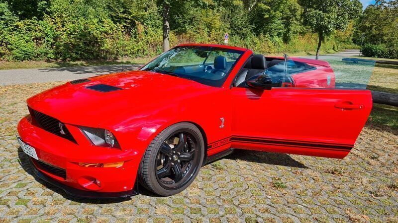 Rot Gebraucht 2008 Ford Mustang GT Cabrio | 38.900 € - Bild 1/4