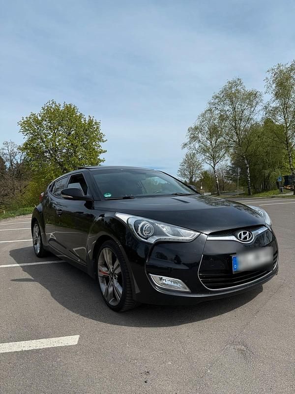 Schwarz Gebraucht 2013 Hyundai Veloster Kleinwagen | 6.800 € (Guter Preis) - Bild 1/4