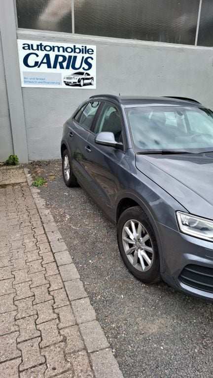 Gebraucht Audi Q3 Basis 150 PS (110 kW) 2015 Grau SUV