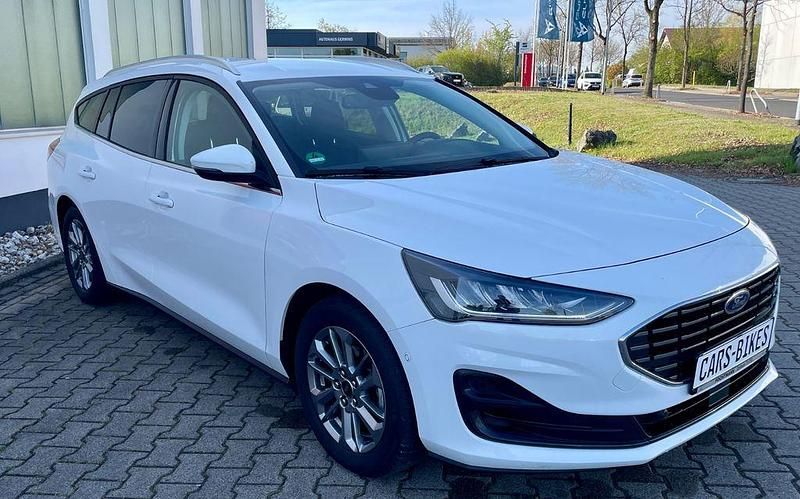 Gebraucht Ford Focus Titanium X 116 PS (85 kW) 2024 Weiß Limousine