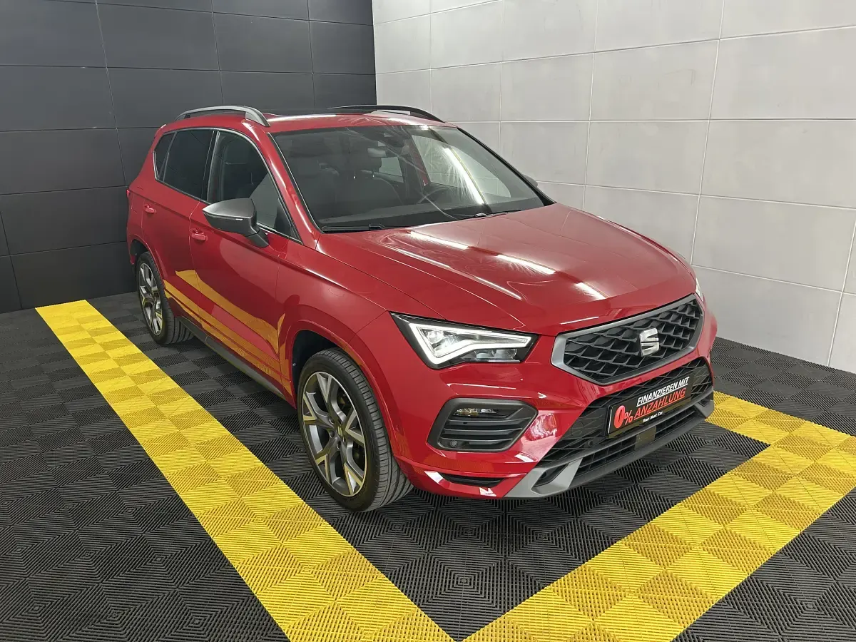 Gebraucht Seat Ateca 4Drive 150 PS (110 kW) 2023 Velvet rot SUV