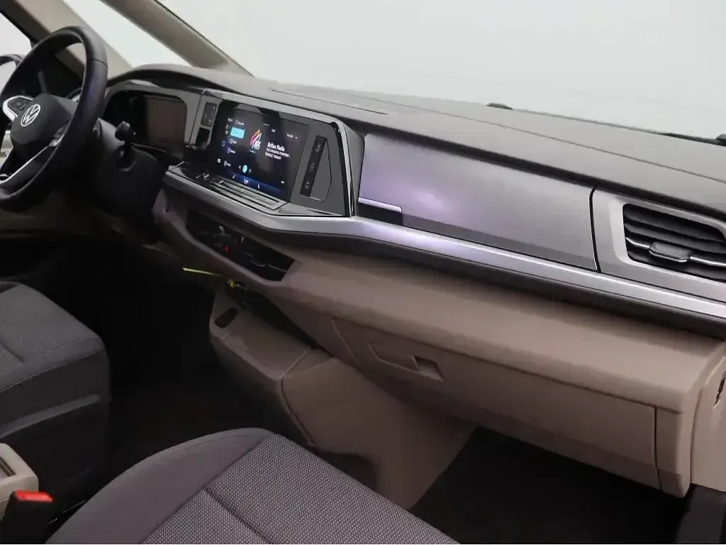 Begagnad VW T7 150 HK (110 kW) 2024 Grå Van