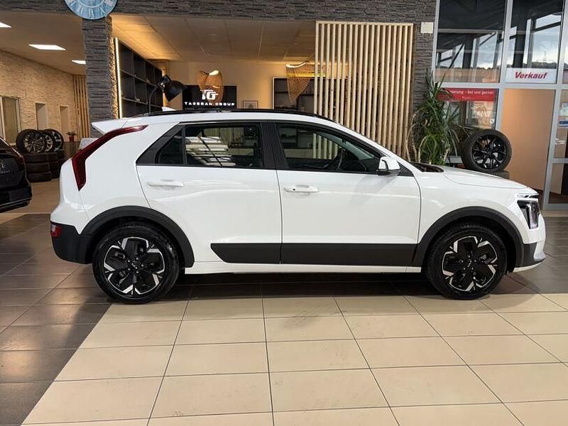 Gebraucht Kia e-Niro Edition 7 150 kW (204 PS) 2022 Weiß SUV