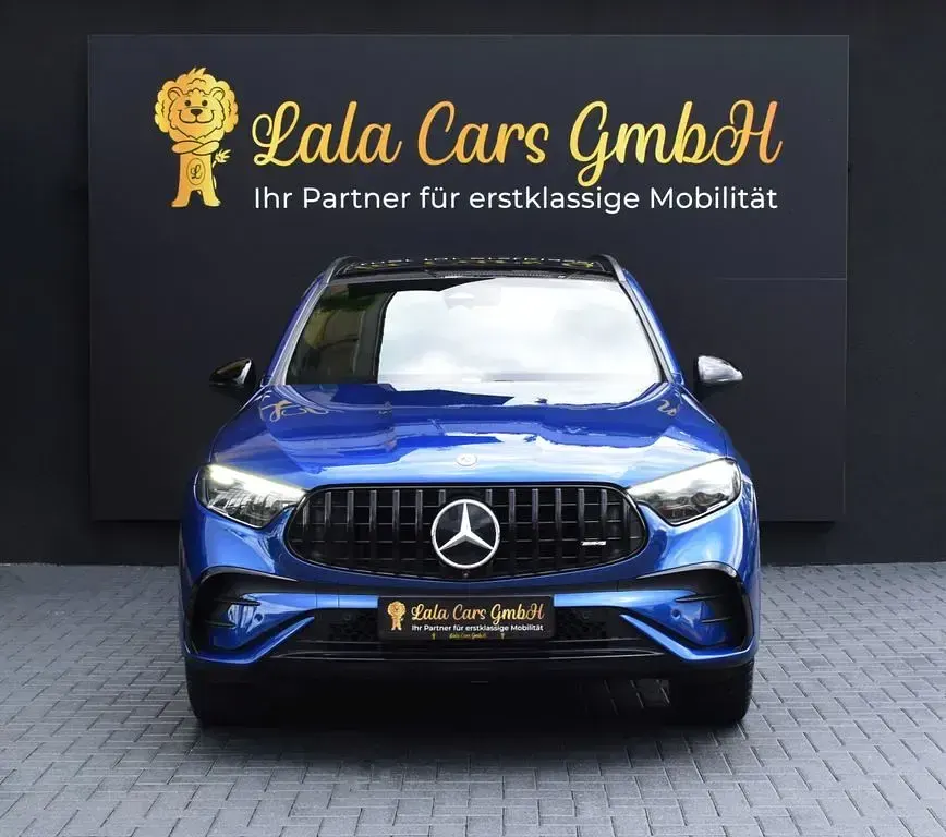 Gebraucht Mercedes GLC300 AMG line 269 PS (197 kW) 2023 Blau SUV