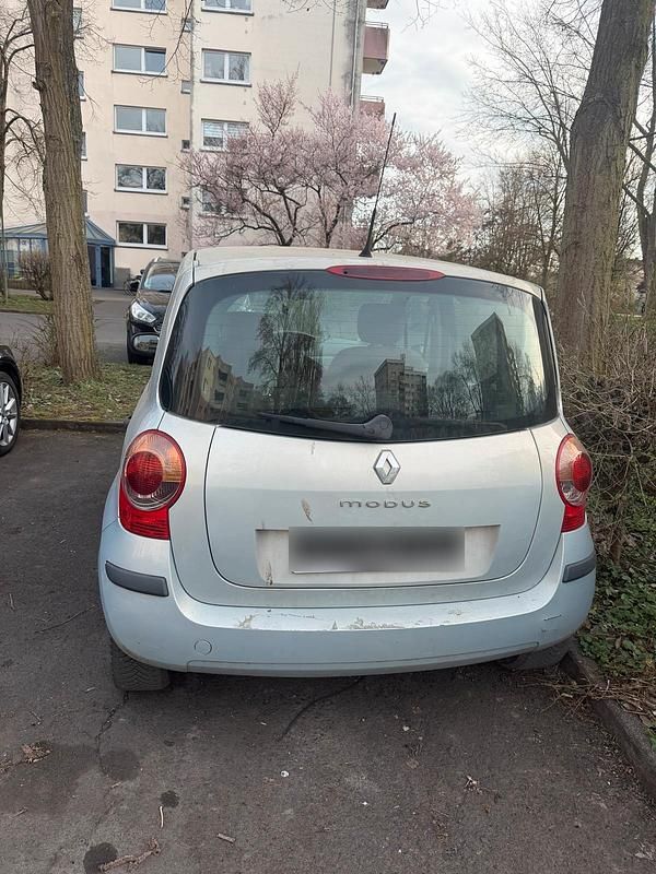 Gebraucht Renault Modus 119 PS (87 kW) 2005 Silber Van / Kleinbus