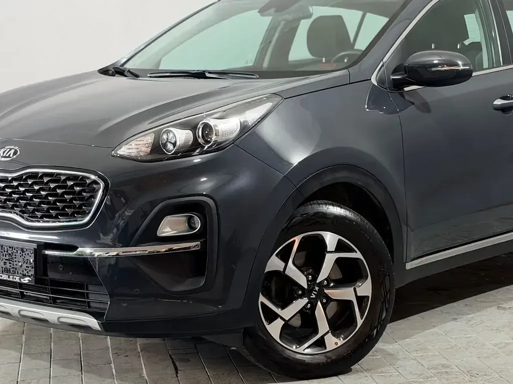 Gebraucht Kia Sportage Vision 177 PS (130 kW) 2020 Grau SUV