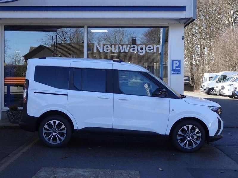 Neu Ford Tourneo Courier Titanium 125 PS (91 kW) 2026 Frozen white Van / Kleinbus