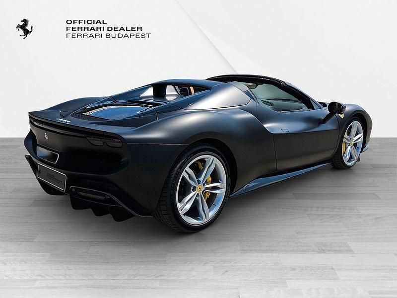 Gebraucht Ferrari 296 829 PS (609 kW) 2024 Schwarz Cabrio