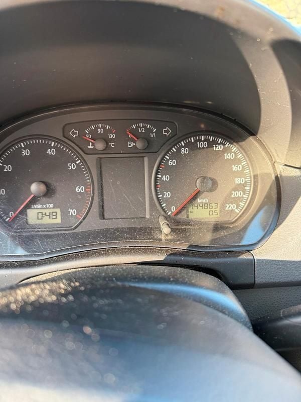 Gebraucht VW Polo 60 PS (44 kW) 2006 Silber Kleinwagen