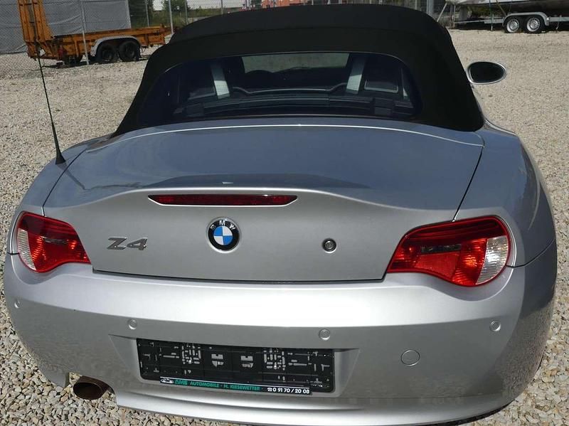 Gebraucht BMW Z4 150 PS (110 kW) 2008 Titansilber metallic Cabrio