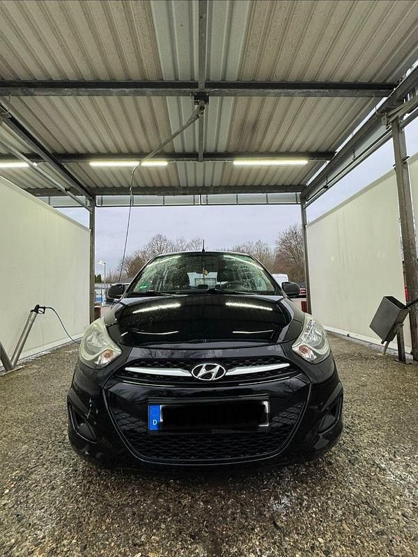 Gebraucht Hyundai i10 Style 86 PS (63 kW) 2011 Schwarz Kleinwagen