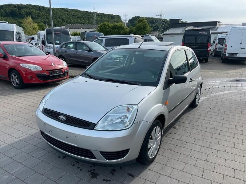 Silber Gebraucht 2005 Ford Fiesta Kleinwagen | 1.650 € (Guter Preis) - Bild 1/4
