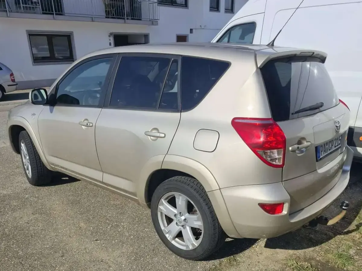 Gebraucht Toyota RAV4 Executive 177 PS (130 kW) 2007 Beige SUV