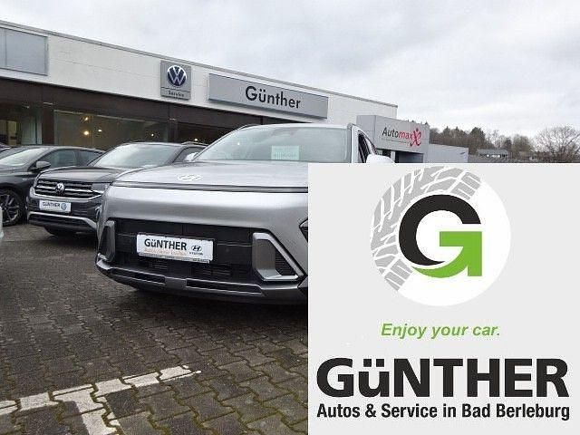 Shimmeringsilber Neu 2024 Hyundai Kona Trend SUV | 27.880 € (Fairer Preis) - Bild 1/4