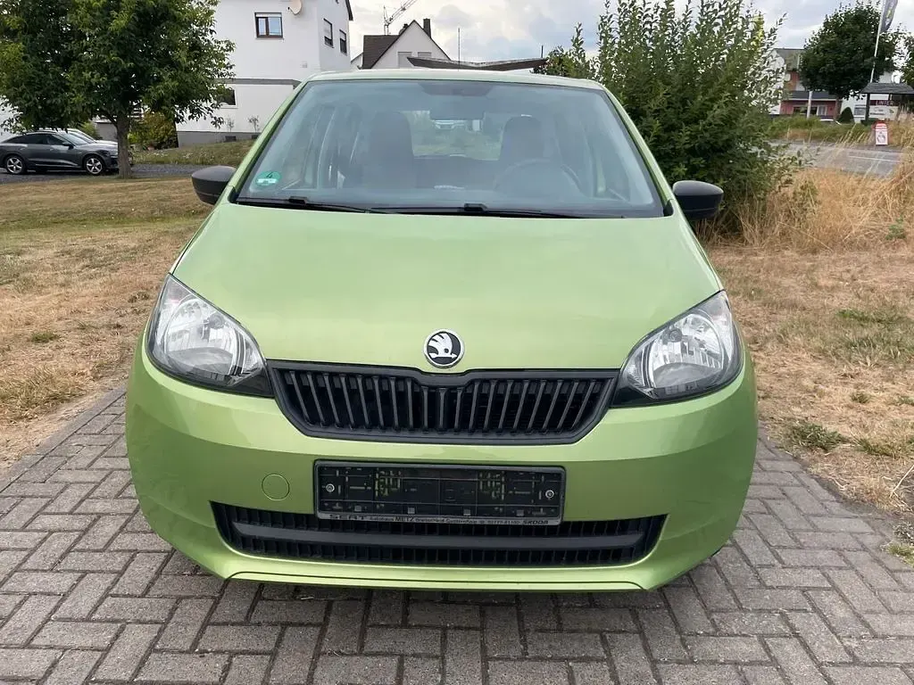 Gebraucht Skoda Citigo Active 60 PS (44 kW) 2013 Grün Kleinwagen