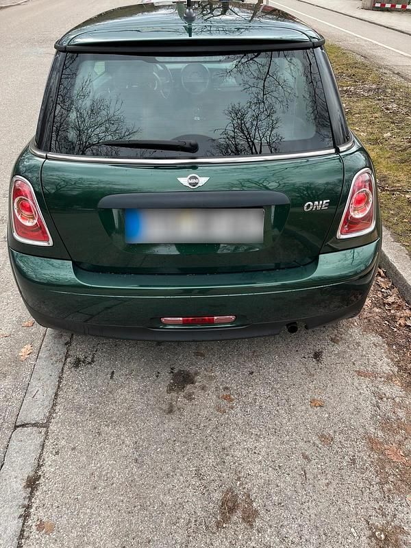 Second-hand Mini ONE 2012 Verde Hatchback