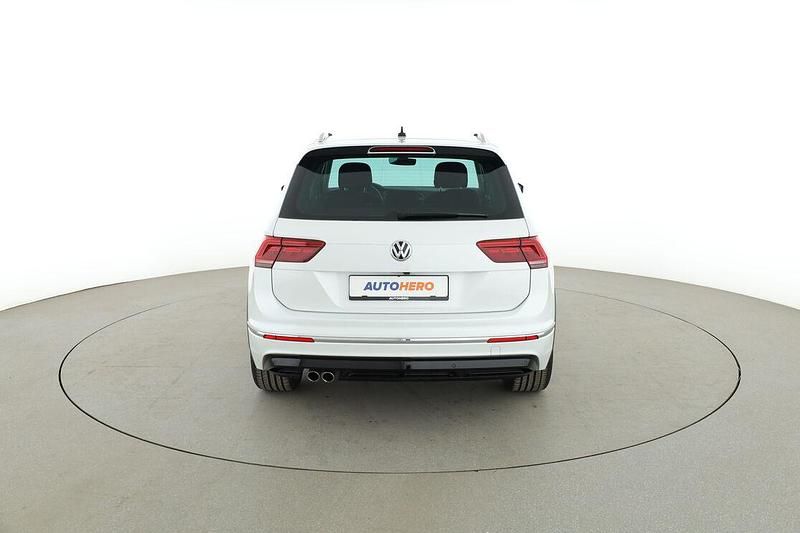 Gebraucht VW Tiguan 190 PS (139 kW) 2019 Weiß SUV
