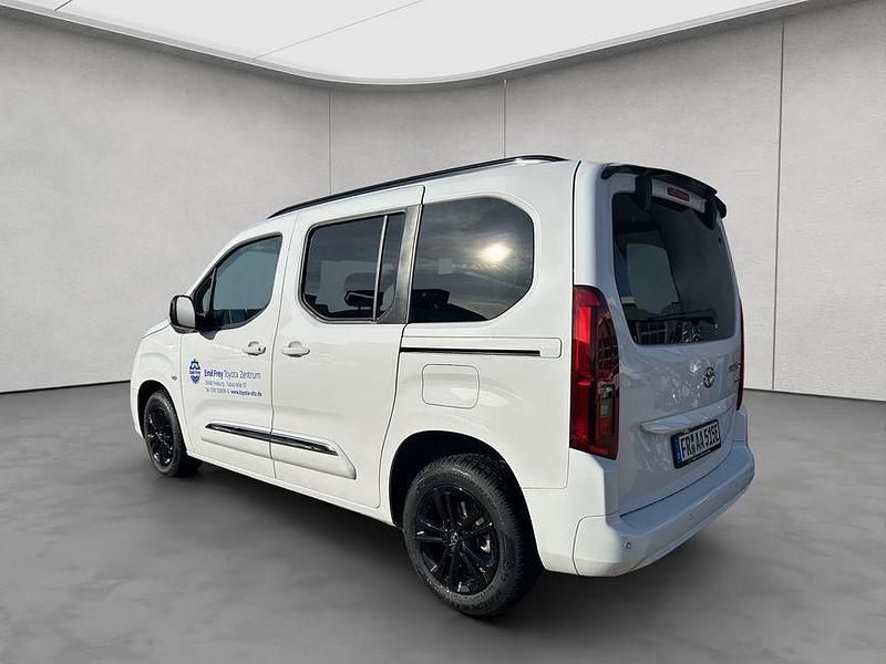 Gebraucht Toyota Proace Verso City 100 kW (136 PS) 2024 Icy white Kombi