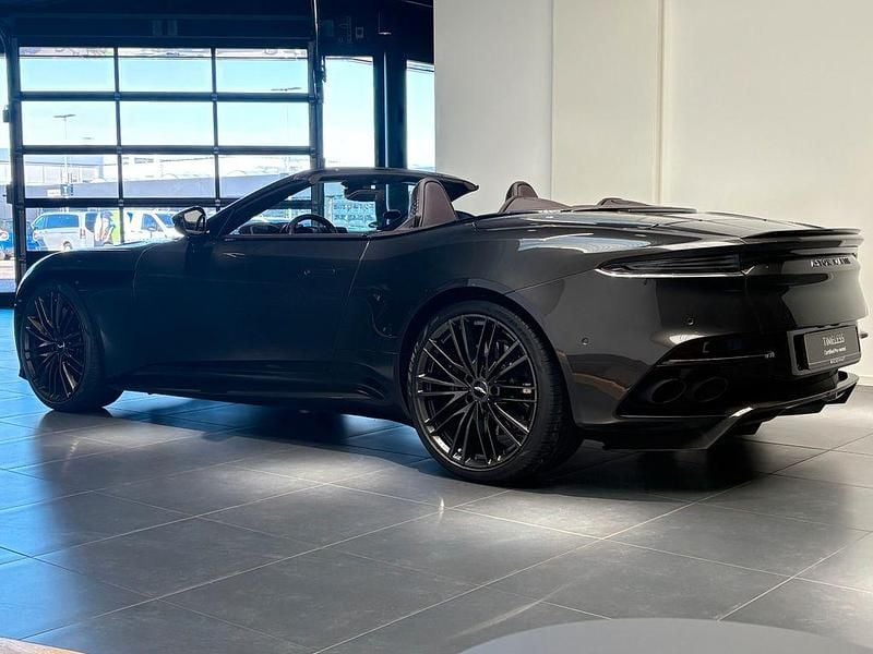 Gebraucht Aston Martin DBS 725 PS (533 kW) 2020 Grau Cabrio