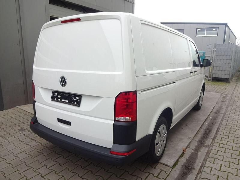 Gebraucht VW Transporter 110 PS (80 kW) 2021 Weiß Van