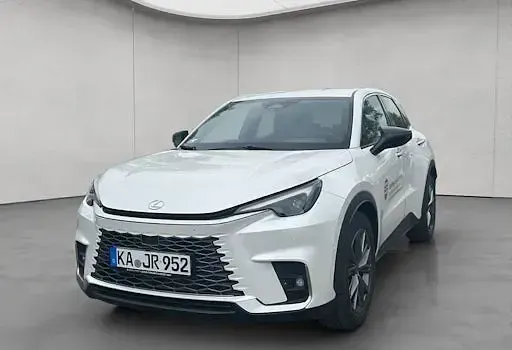 Gebraucht Lexus LBX 136 PS (100 kW) 2026 Weiß SUV
