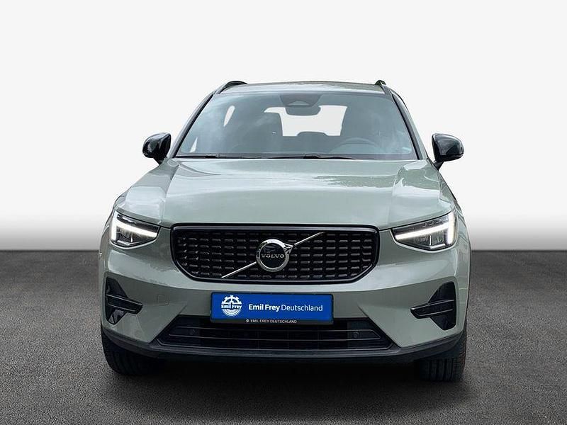 Gebraucht Volvo XC40 Plus 197 PS (144 kW) 2024 Grün SUV