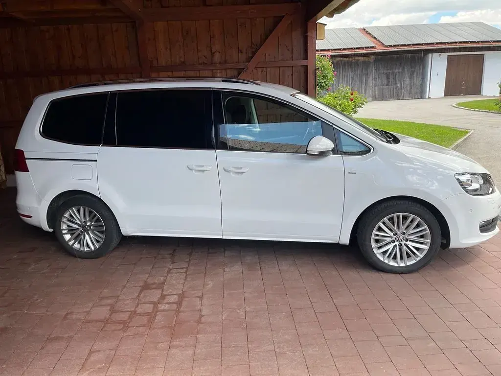 Gebraucht VW Sharan Cup 177 PS (130 kW) 2014 Weiß Van / Kleinbus