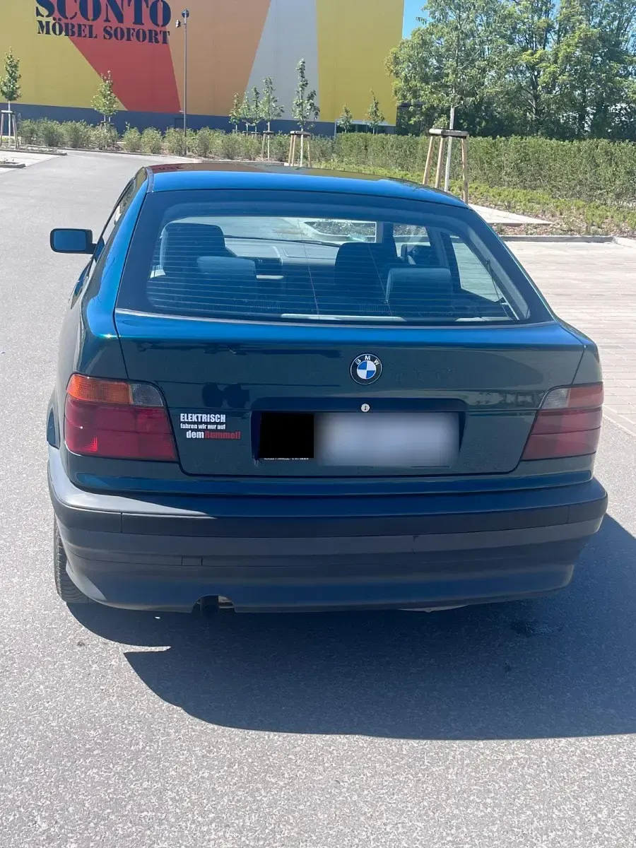 Gebraucht BMW 316 102 PS (75 kW) 1995 Grün Limousine