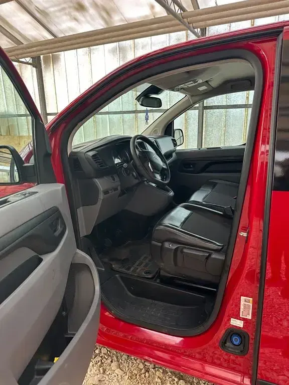 Gebraucht Citroën Jumpy 150 PS (110 kW) 2017 Rot Van / Kleinbus