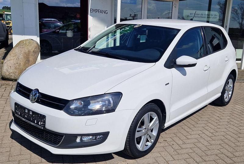 Gebraucht VW Polo Life 75 PS (55 kW) 2014 Weiß Limousine