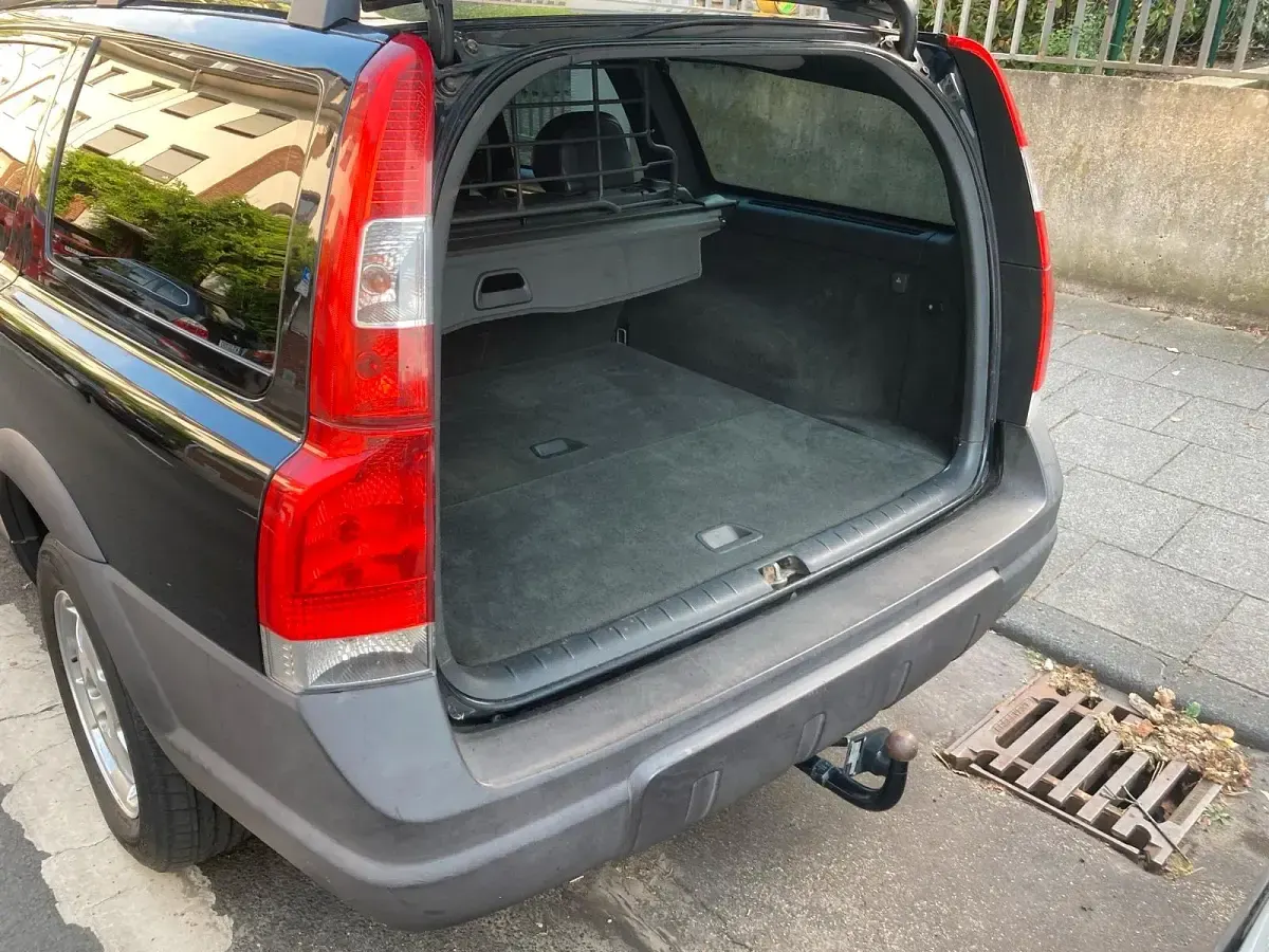 Gebraucht Volvo XC70 163 PS (119 kW) 2003 Schwarz Kombi