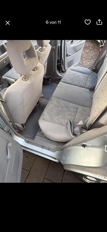 Gebraucht Mazda Demio 80 PS (58 kW) 2001 Silber Kleinwagen