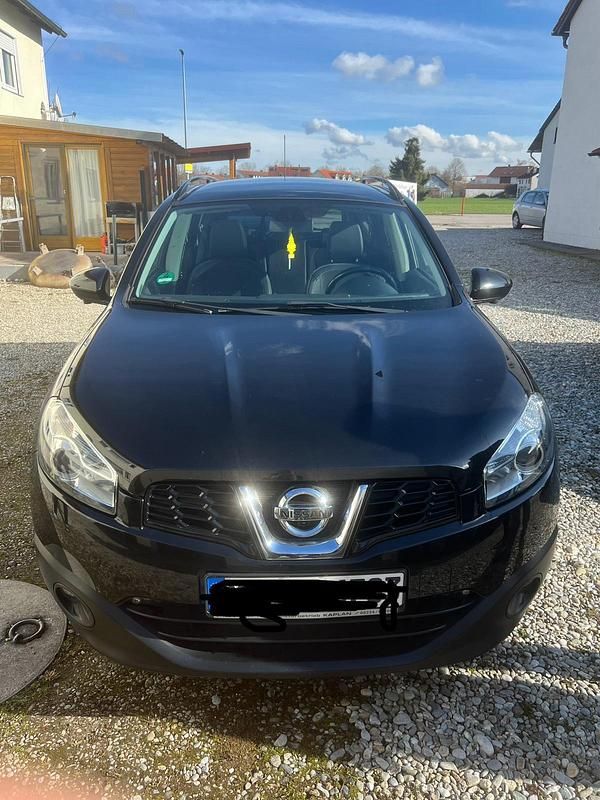 Schwarz Gebraucht 2013 Nissan Qashqai SUV | 7.500 € (Fairer Preis) - Bild 1/4
