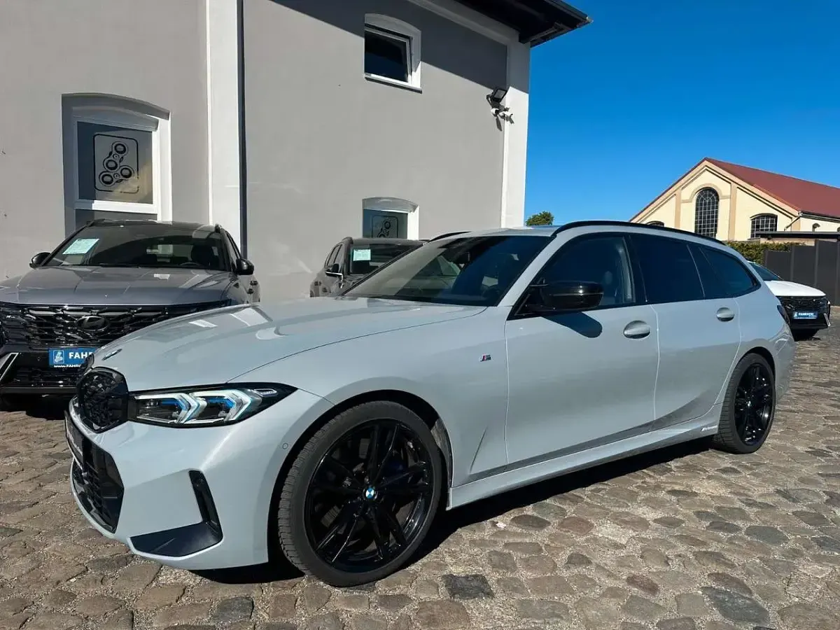 Gebraucht BMW 340 374 PS (275 kW) 2022 Brooklyn grau metallic Kombi