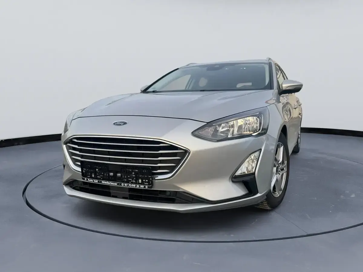 Gebraucht Ford Focus 120 PS (88 kW) 2020 Silber Kombi