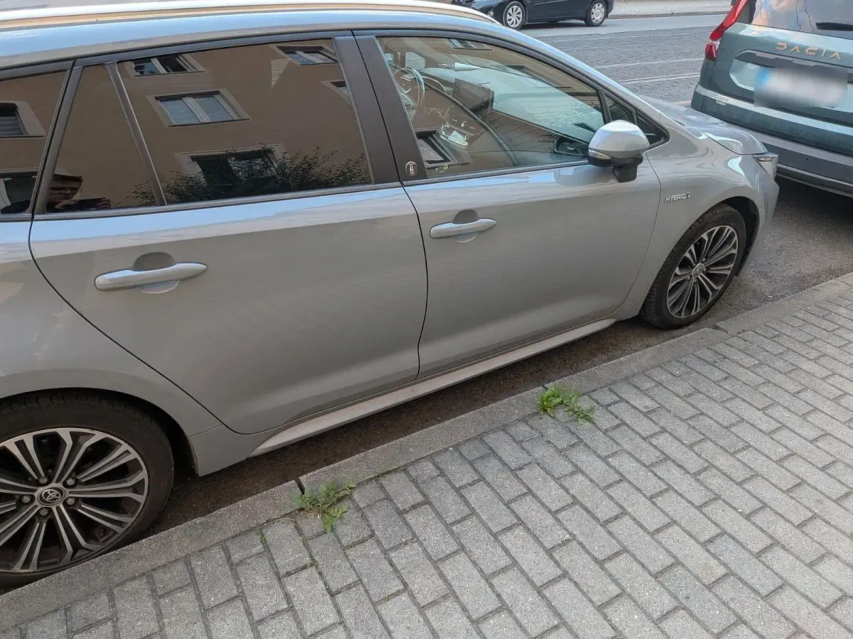 Gebraucht Toyota Corolla Team 184 PS (135 kW) 2020 Grau Kombi