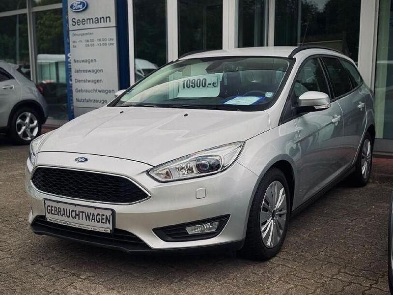 Silber Gebraucht 2016 Ford Focus Trend Kombi | 10.900 € (Etwas zu teuer) - Bild 1/4